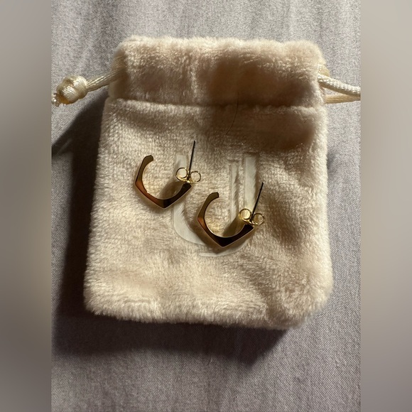 Uncommon James Jewelry - Women’s Uncommon James Huggies With Pouch